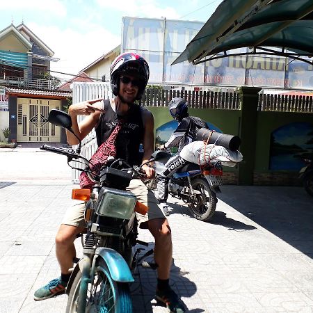 Backpackers Hotel Ha Tinh Bagian luar foto