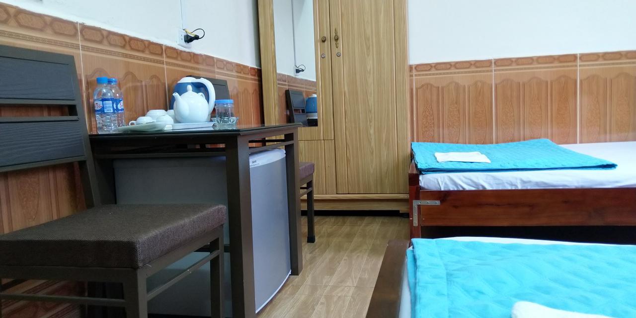 Backpackers Hotel Ha Tinh Bagian luar foto