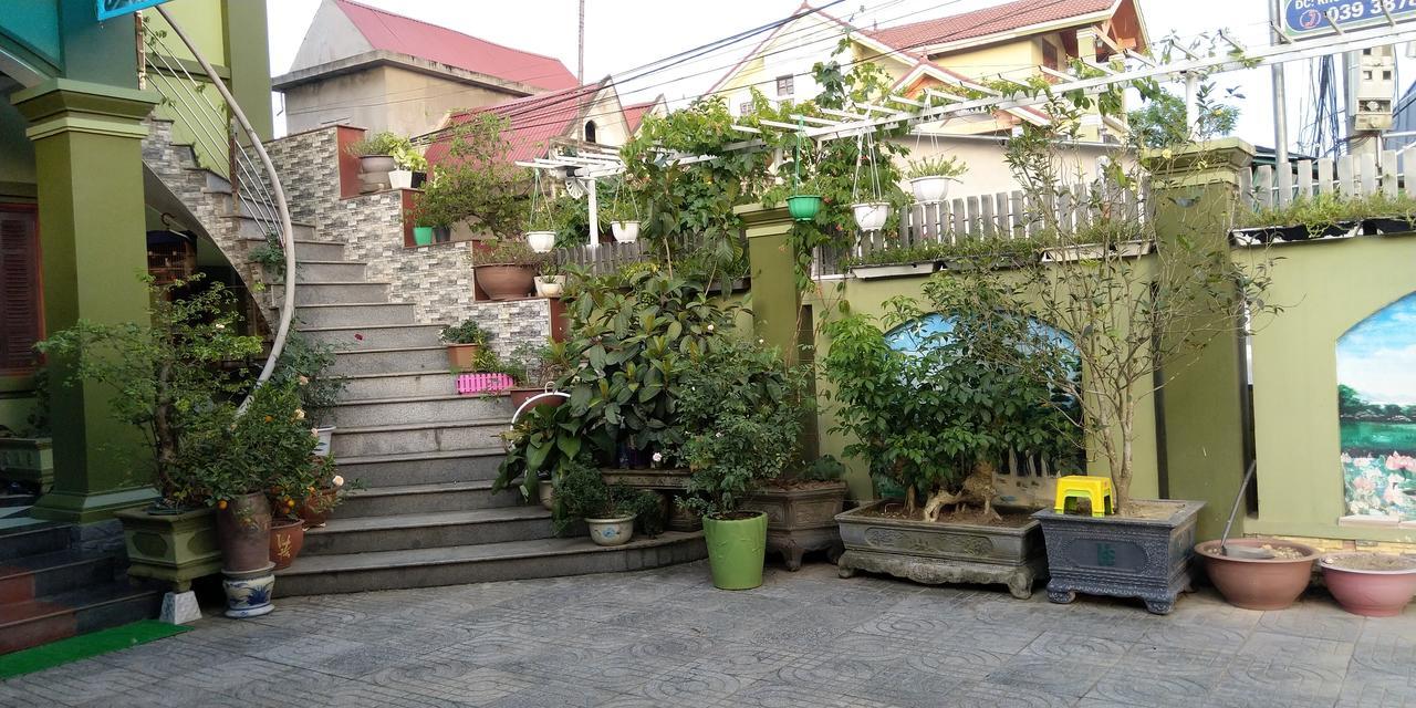 Backpackers Hotel Ha Tinh Bagian luar foto