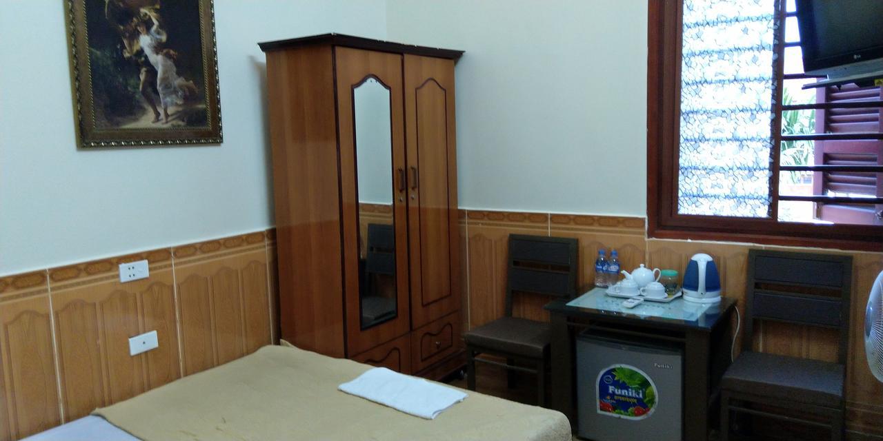 Backpackers Hotel Ha Tinh Bagian luar foto