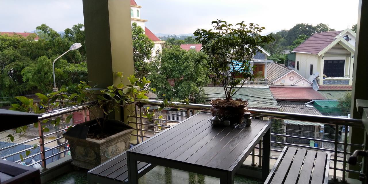 Backpackers Hotel Ha Tinh Bagian luar foto